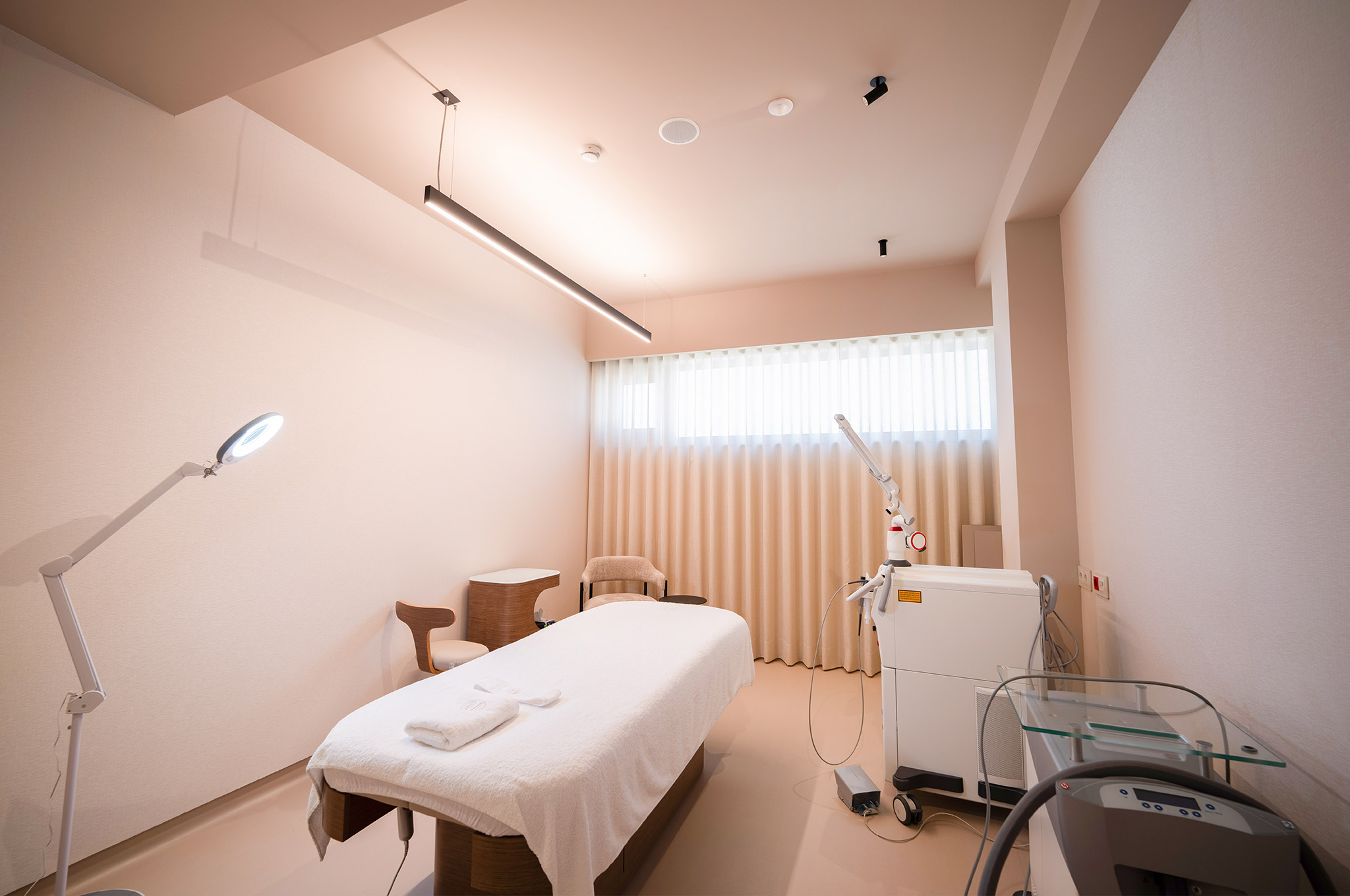 Fotografia da clínica Madrialli: Gabinetes Médicos