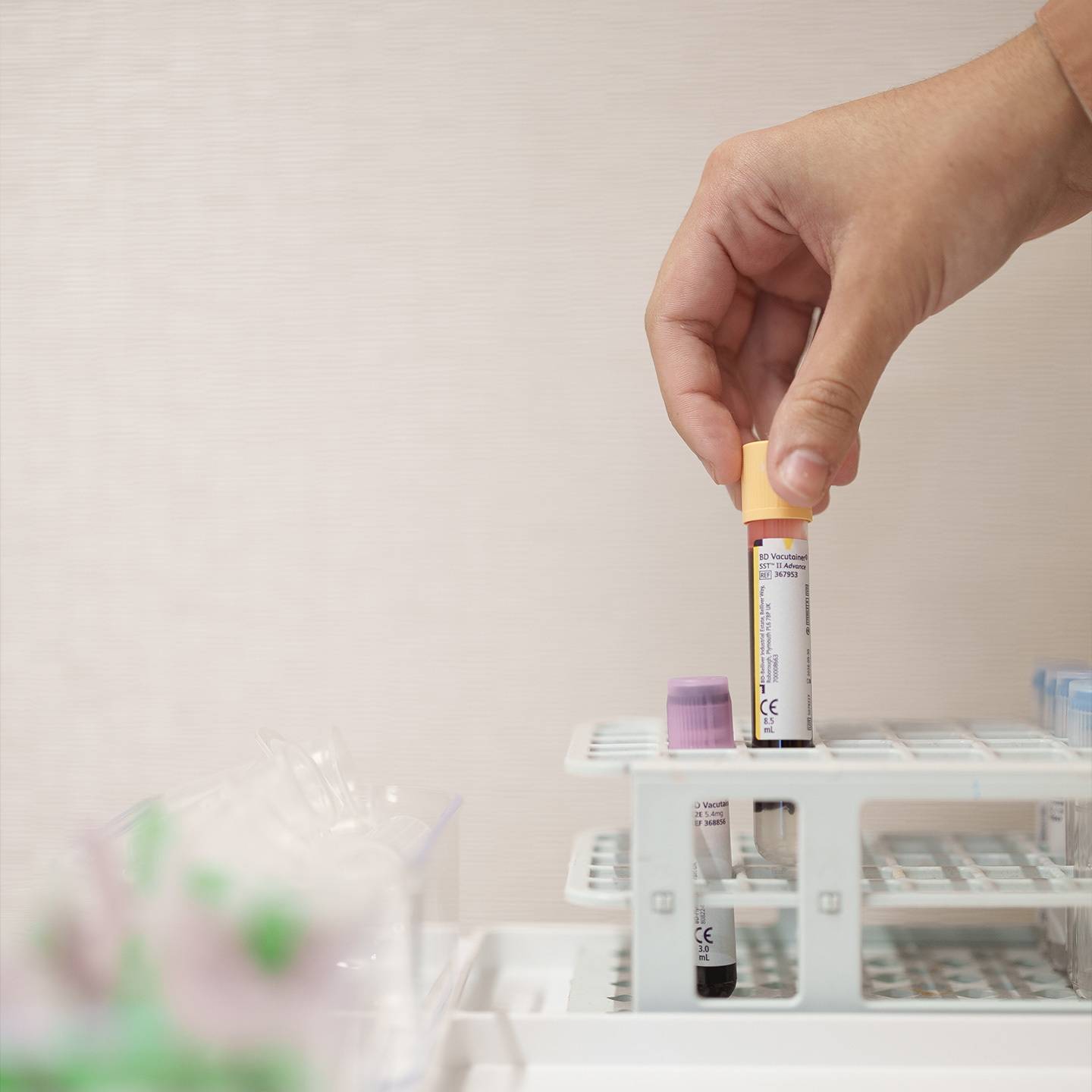 Fotografia da clínica Madrialli: Sala de Pilates Clínico